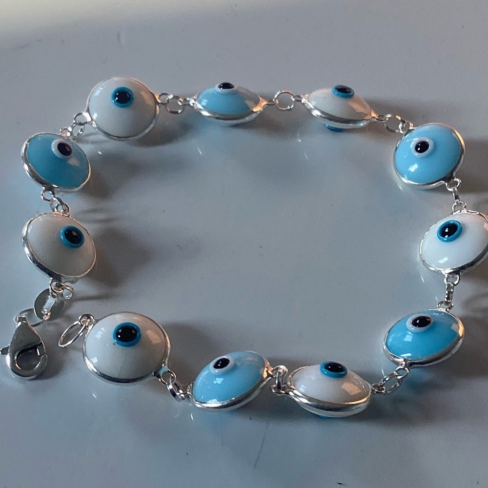 Evil Bracelet!!